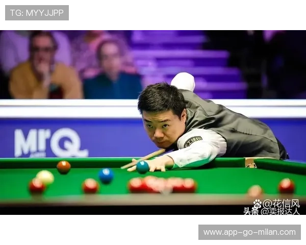 丁俊晖晒童年照，网友：太可爱了吧